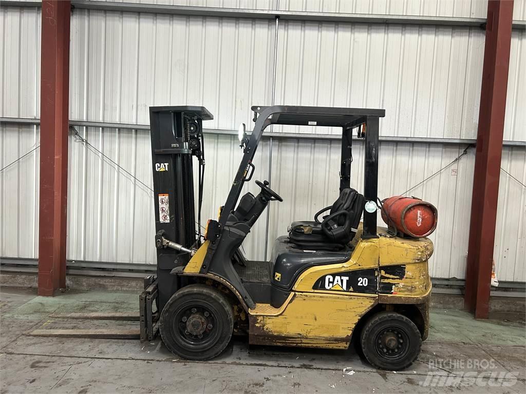 CAT GP25NT Nestekaasutrukit