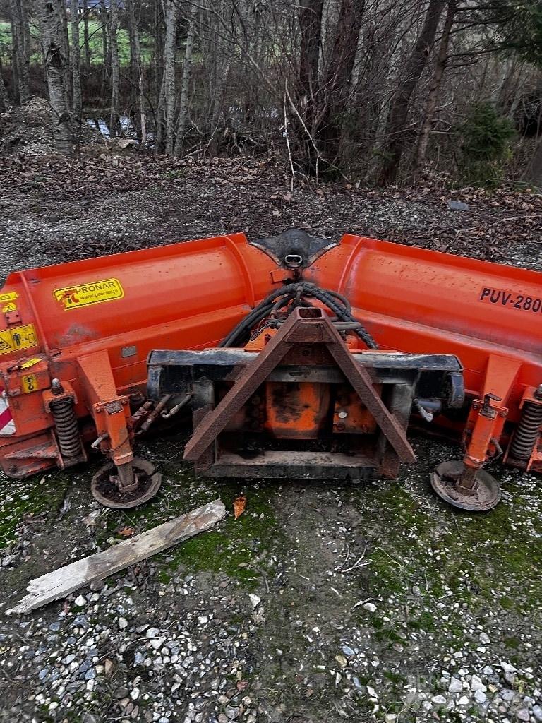Pronar PUV 2800 Lumiaurat