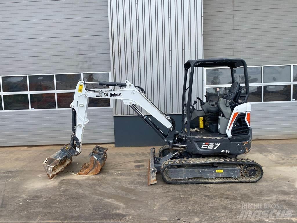 Bobcat E27 Erikoiskaivinkoneet