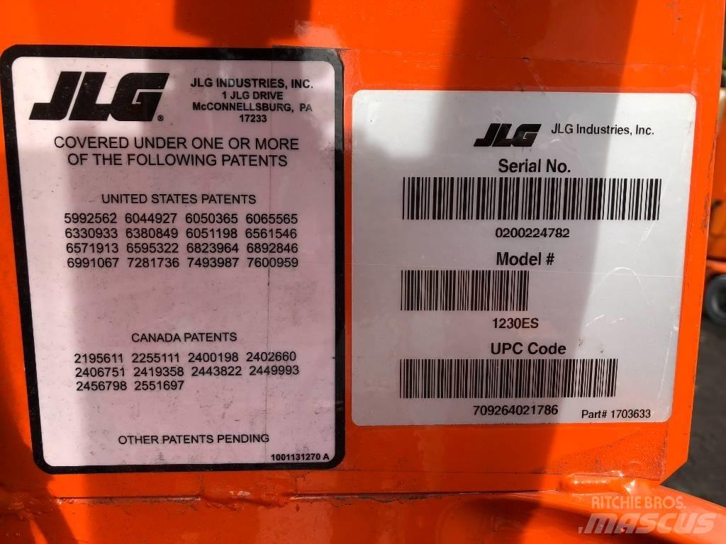 JLG 1230ES      V-3373 Henkilönostimet ja nostolaitteet