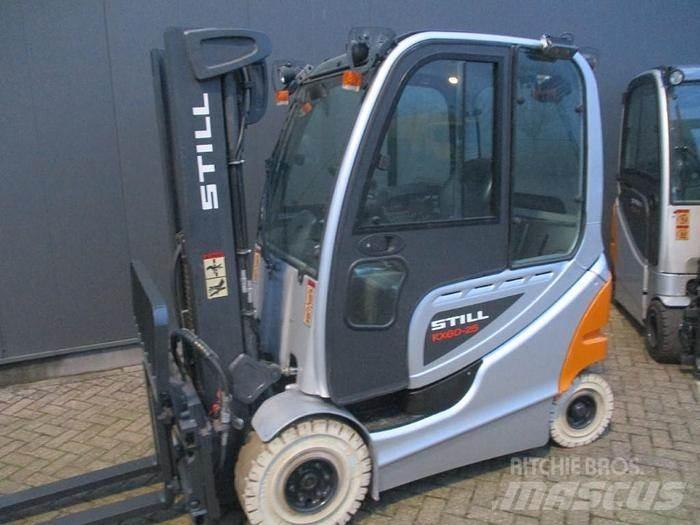 Still RX 60-25 Sähkötrukit