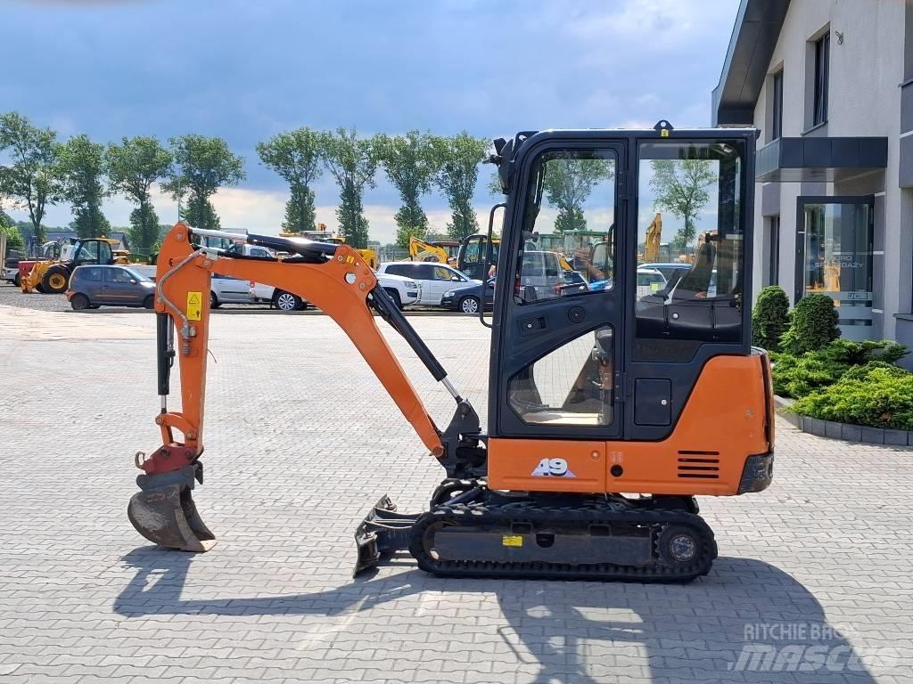 Hitachi ZX 19-6 Minikaivukoneet < 7t