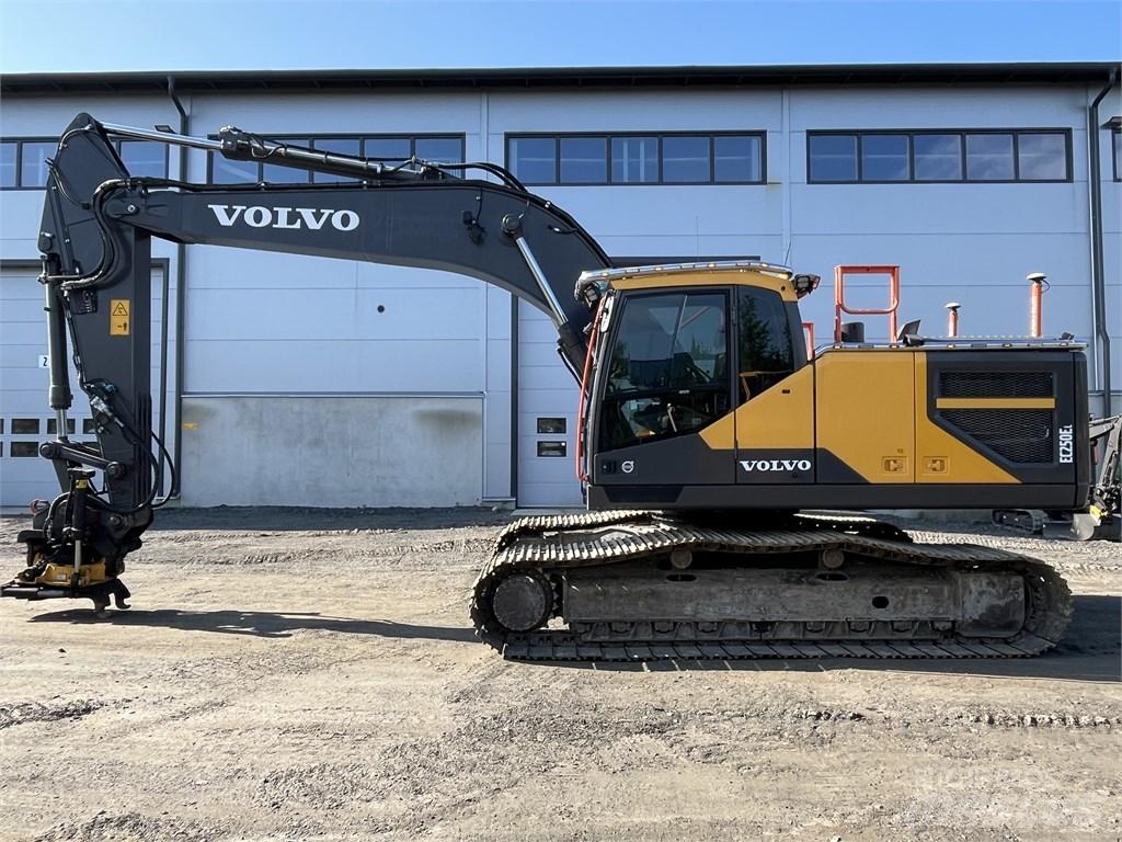 Volvo EC 250 EL Telakaivukoneet