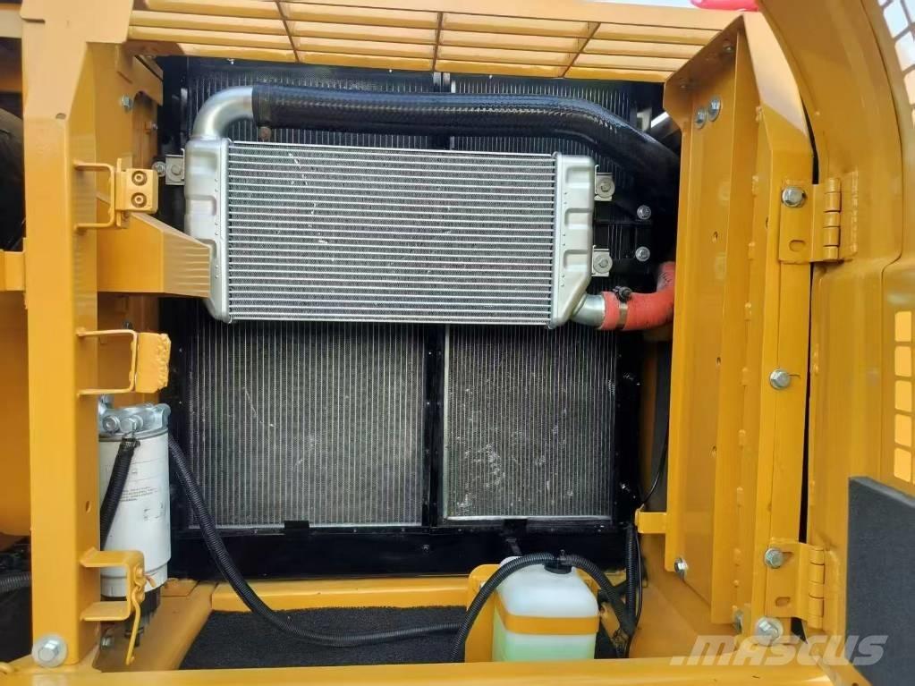 CAT 320D2L Telakaivukoneet