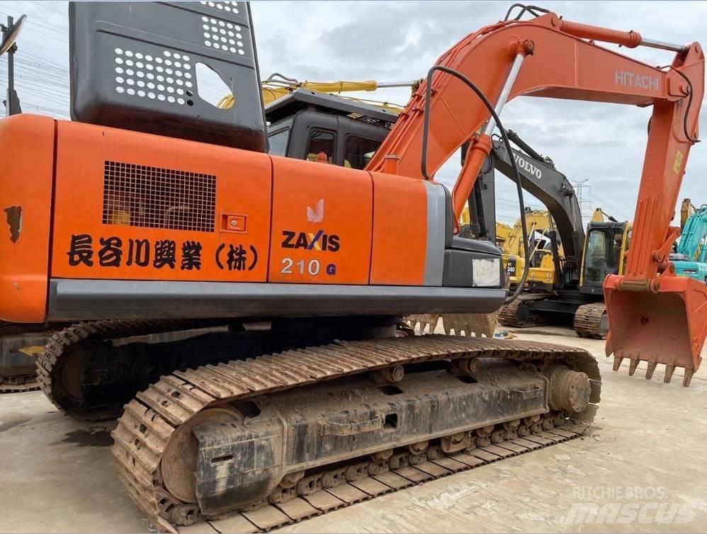Hitachi zx210 Telakaivukoneet