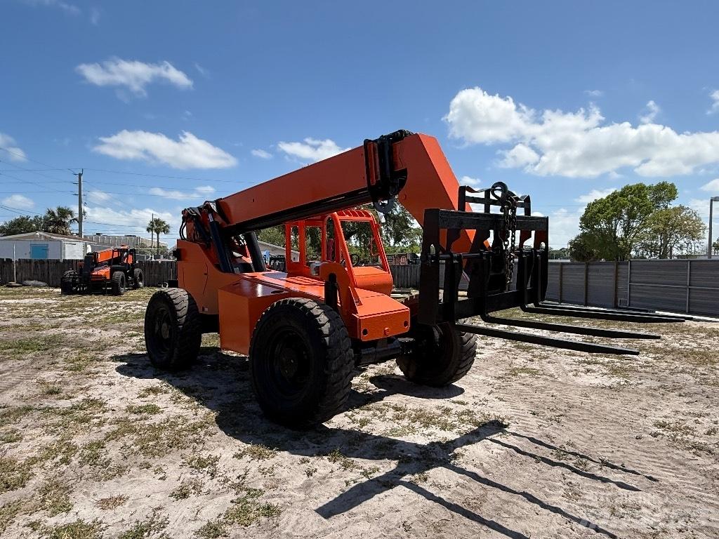 SkyTrak 8042 Kurottajat