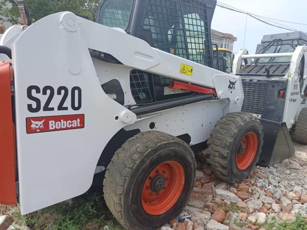 Bobcat S 220 Liukuohjatut kuormaajat