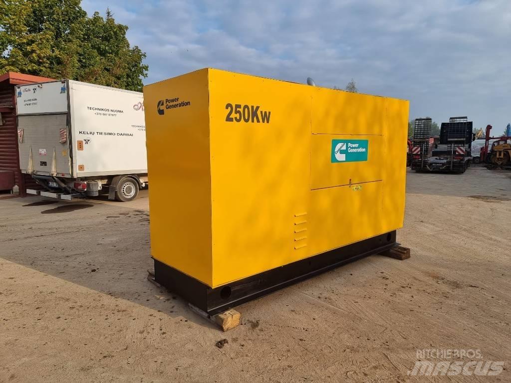 Cummins 250 KW Dieselgeneraattorit
