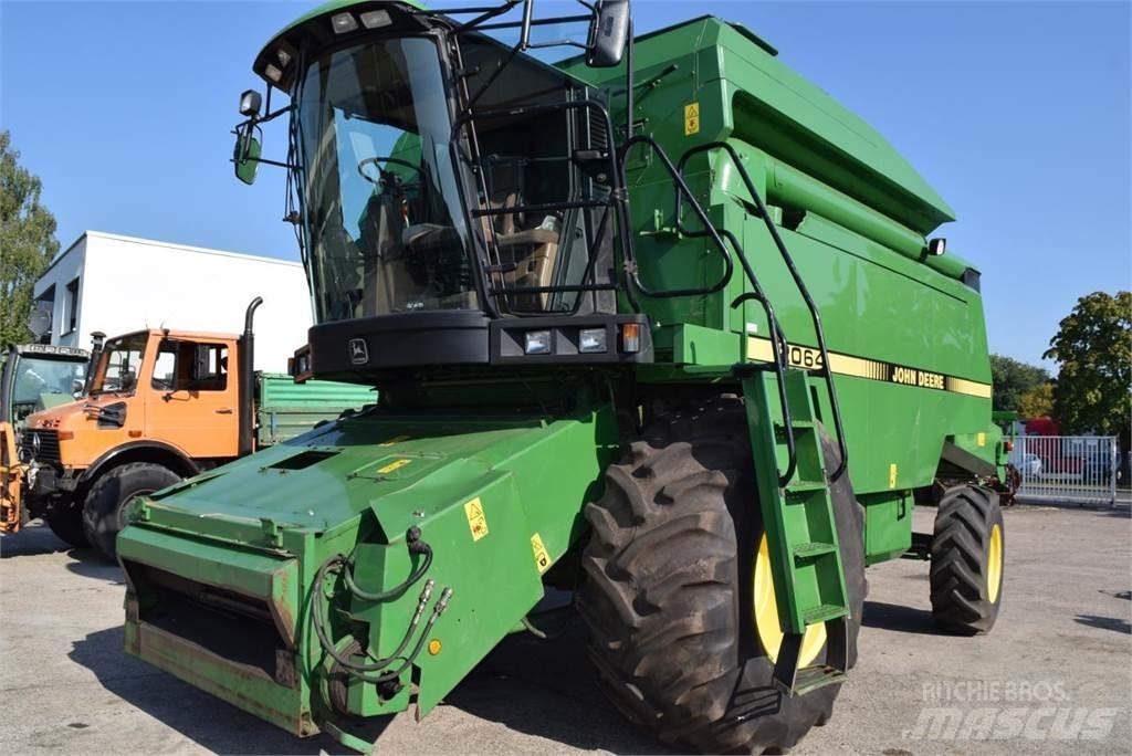John Deere 2064 Leikkuupuimurit