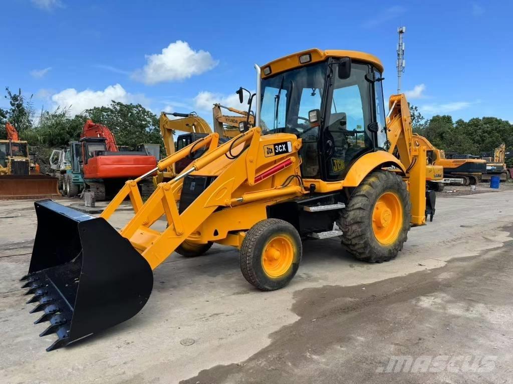 JCB 3 CX Kaivurikuormaajat