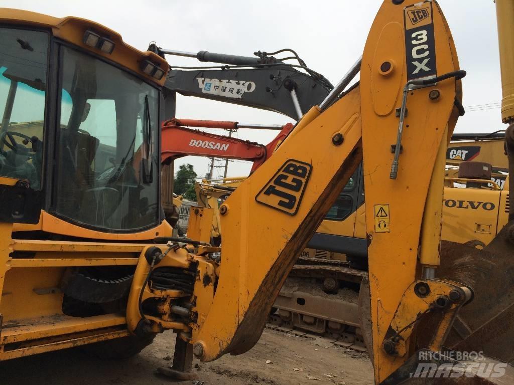 JCB 3cx Kaivurikuormaajat