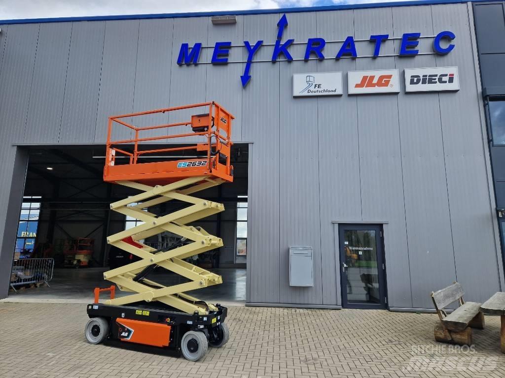 JLG ES 2632 Saksilavat