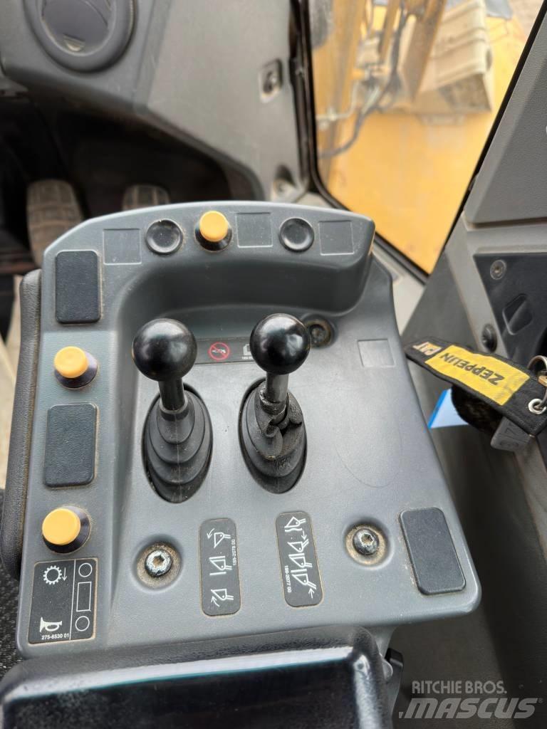 CAT 962 K Pyöräkuormaajat