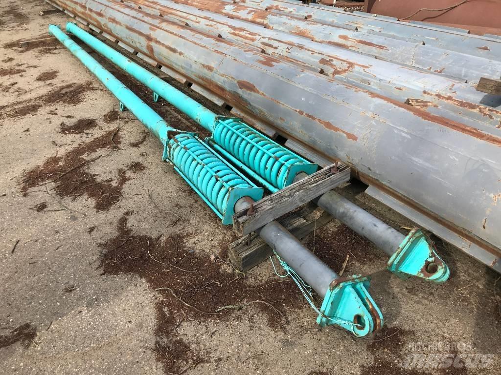 Kobelco CKE1350 Nosturien osat ja lisävarusteet