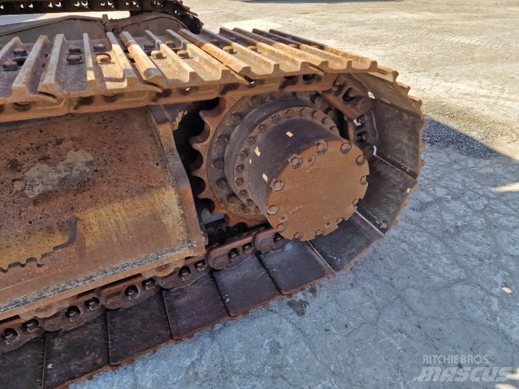Hitachi ZX 210 LC-6 Telakaivukoneet