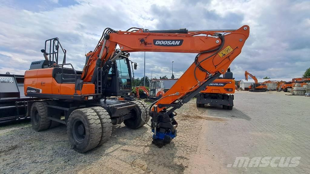 Doosan DX140W-5 Pyöräkaivukoneet