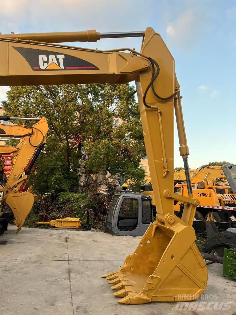 CAT 320 C L Telakaivukoneet
