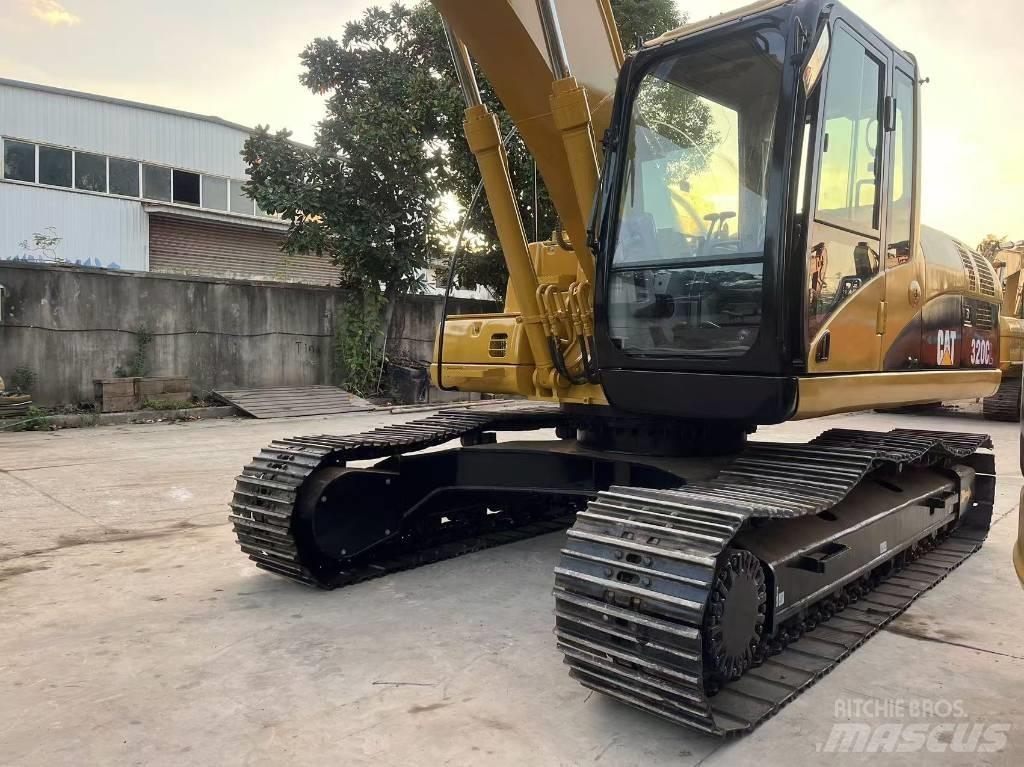 CAT 320 C L Telakaivukoneet