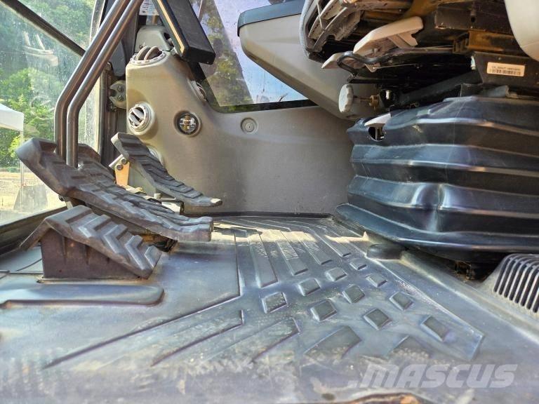 Volvo EC 300 EL Telakaivukoneet