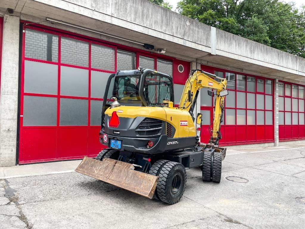 Doosan DX 57 W-5 Pyöräkaivukoneet