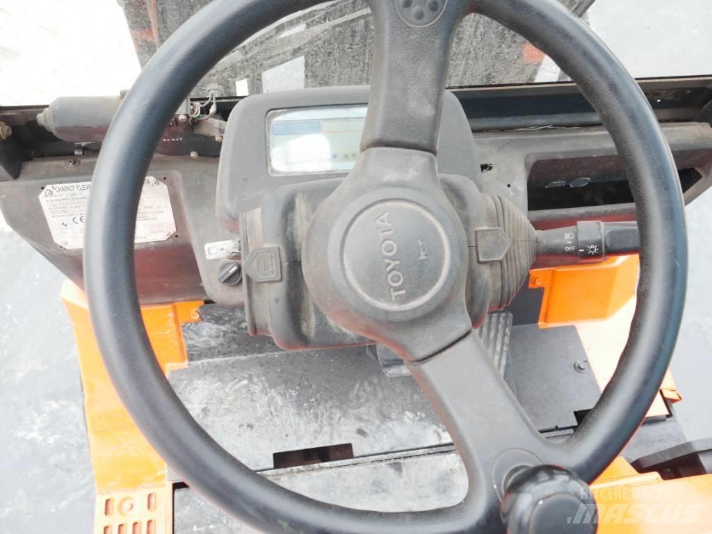 Toyota 7 FBMF 25 Sähkötrukit