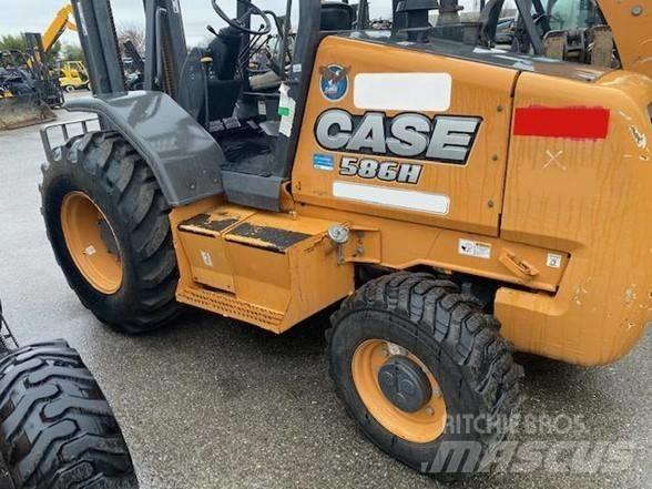 CASE 586H Maastotrukit
