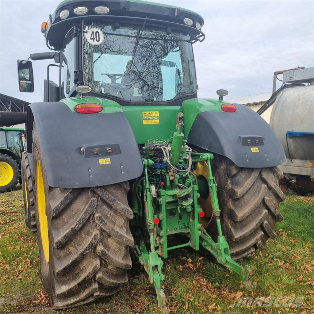 John Deere 7310 R Traktorit