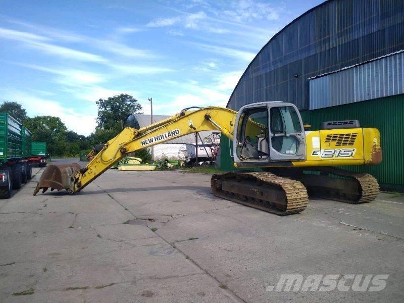 New Holland E 215 Telakaivukoneet