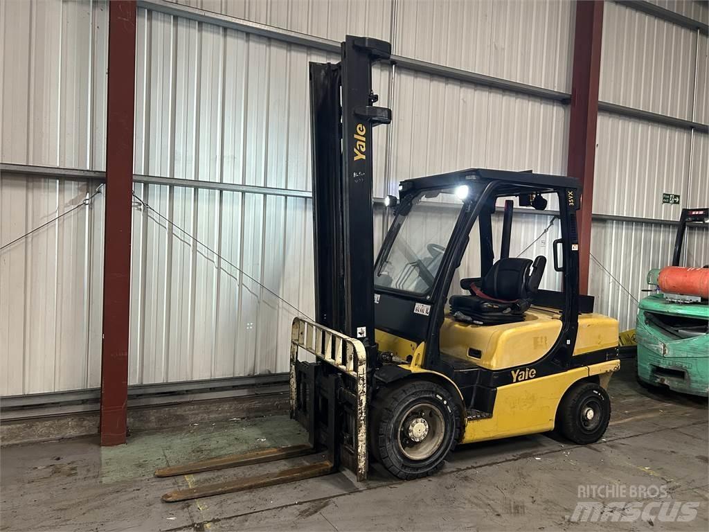 Yale GDP35VX Dieseltrukit