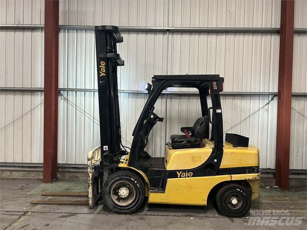 Yale GDP35VX Dieseltrukit