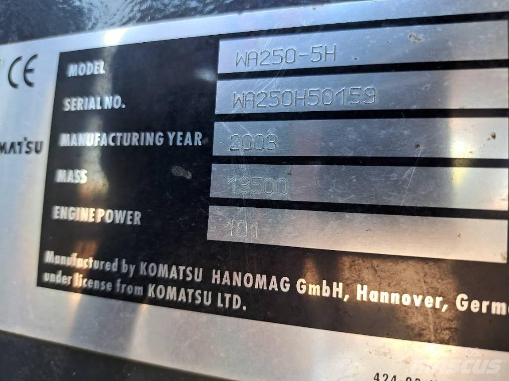 Komatsu WA 250-5H Pyöräkuormaajat
