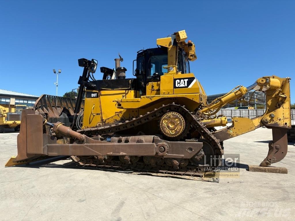 CAT D 9 T Telaketjupuskutraktorit