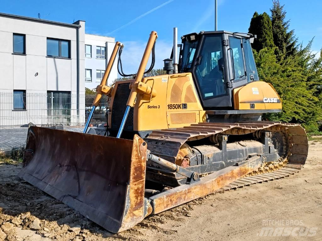 CASE 1850 K Telaketjupuskutraktorit