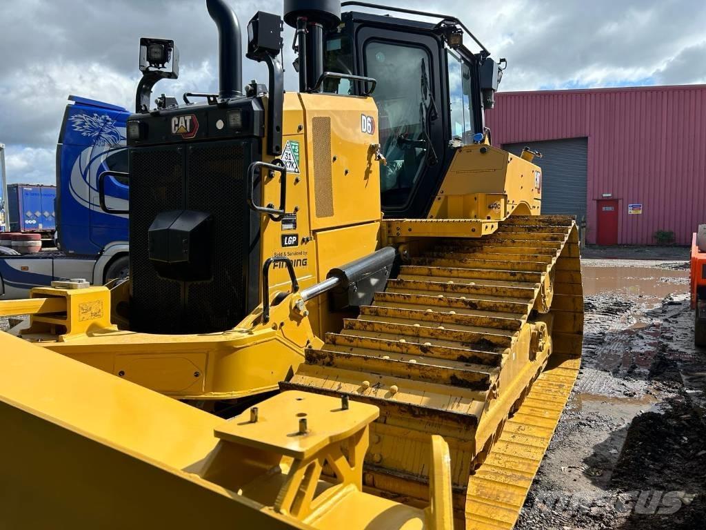 CAT D 6 LGP Telaketjupuskutraktorit