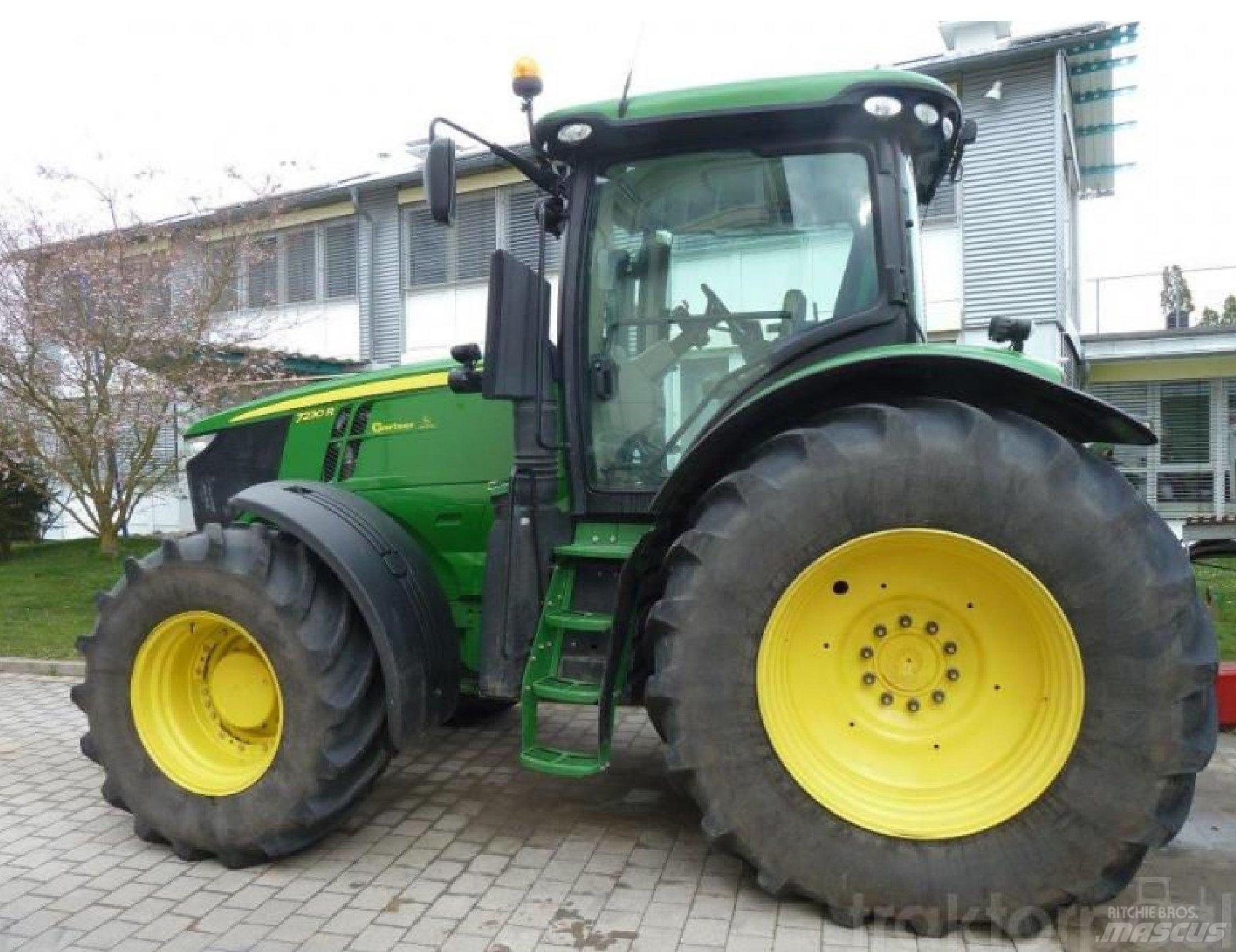 John Deere 7230R Traktorit