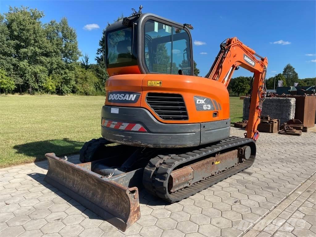 Doosan DX63-3 Minikaivukoneet < 7t