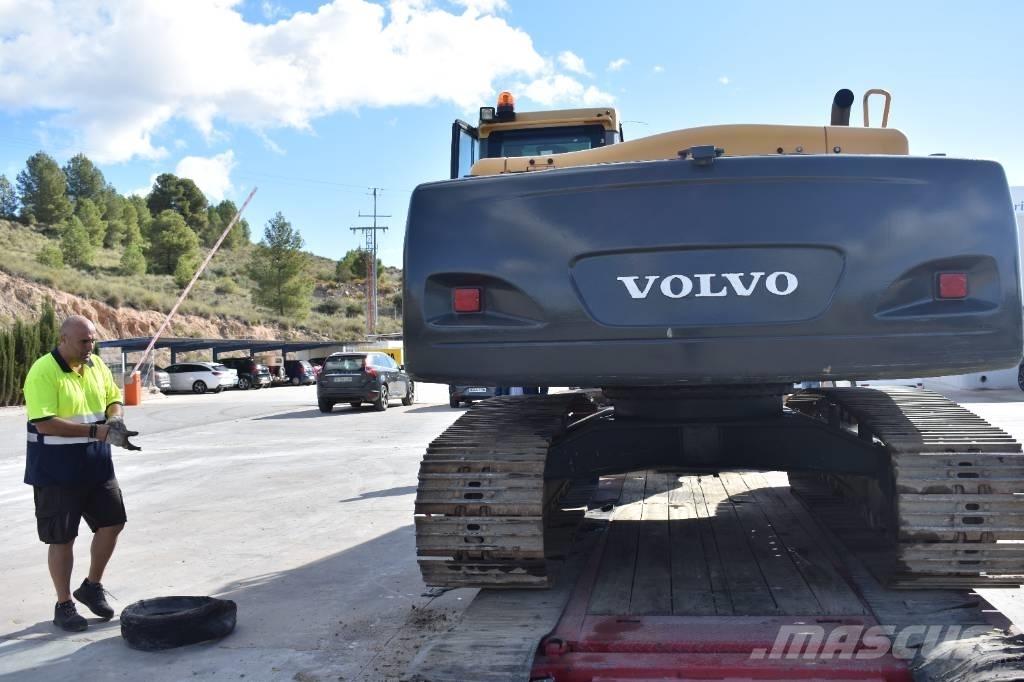 Volvo EC 240 C N L Telakaivukoneet