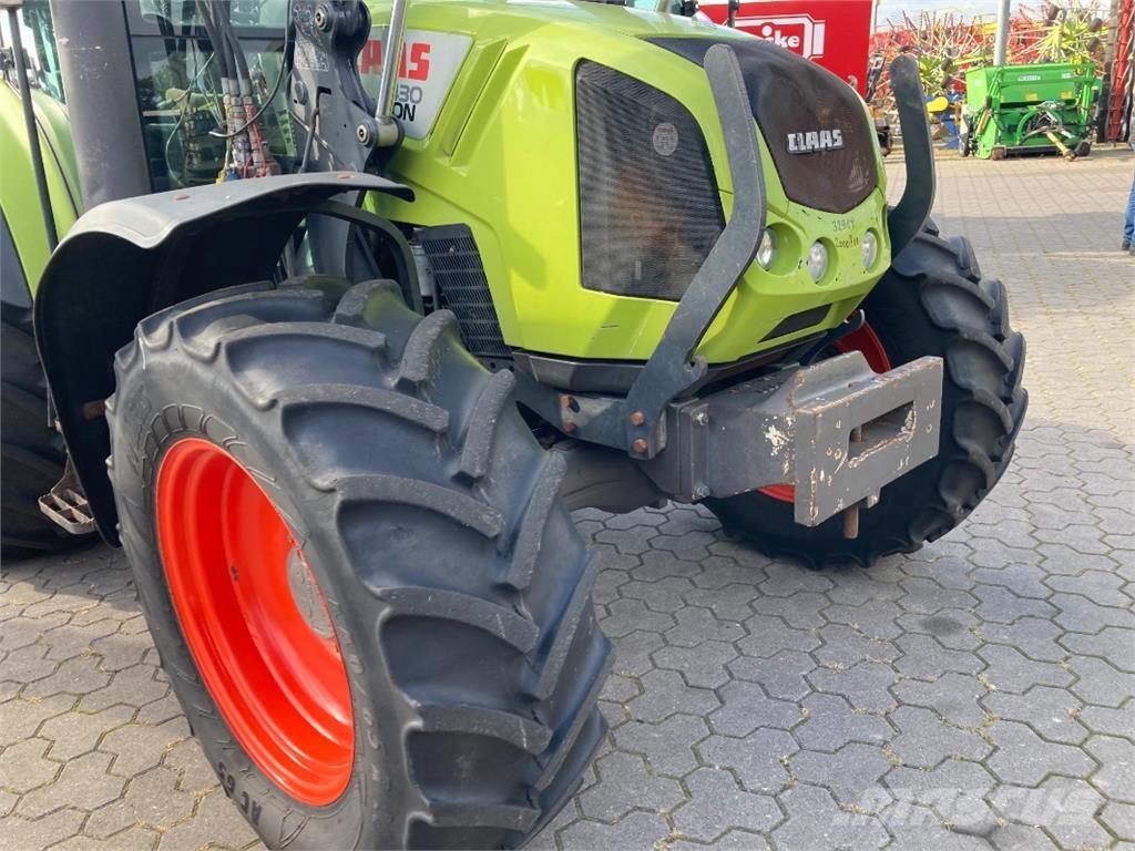 CLAAS Arion 430 Traktorit