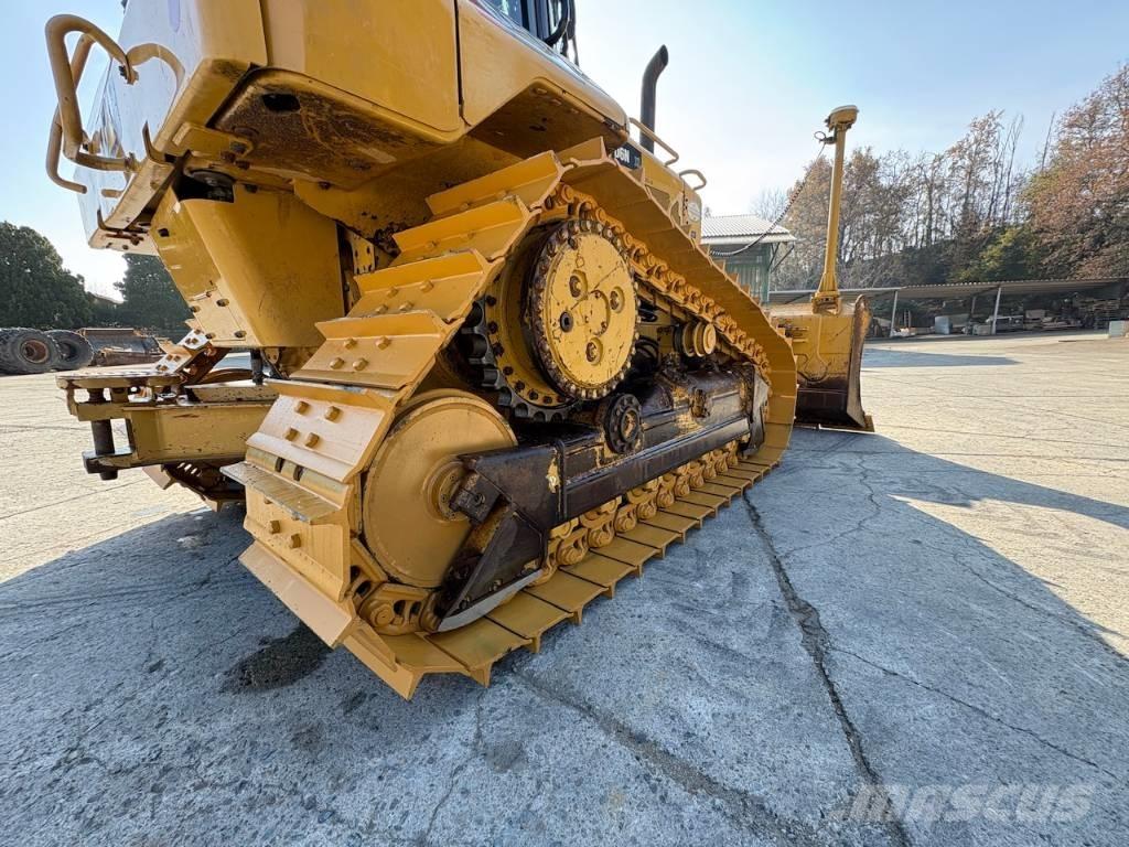 CAT D 6 N XL Telaketjupuskutraktorit