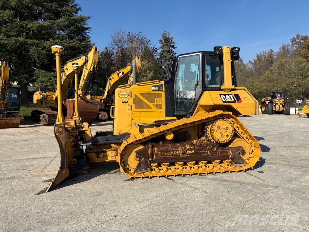 CAT D 6 N XL Telaketjupuskutraktorit