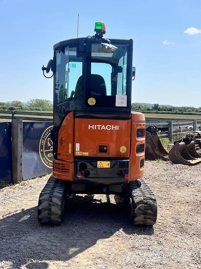 Hitachi ZX26U Erikoiskaivinkoneet