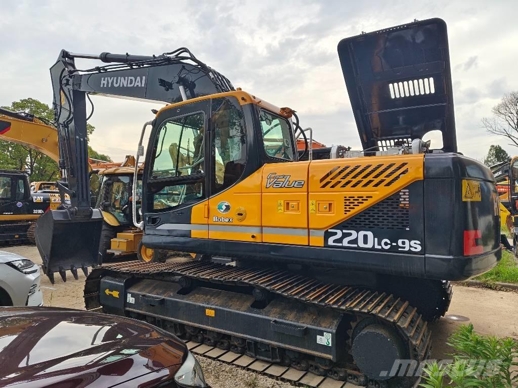 Hyundai R220LC-9S Telakaivukoneet