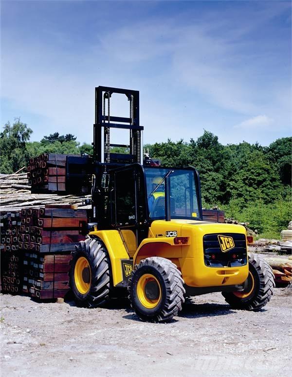 JCB RTFL 930 Maastotrukit