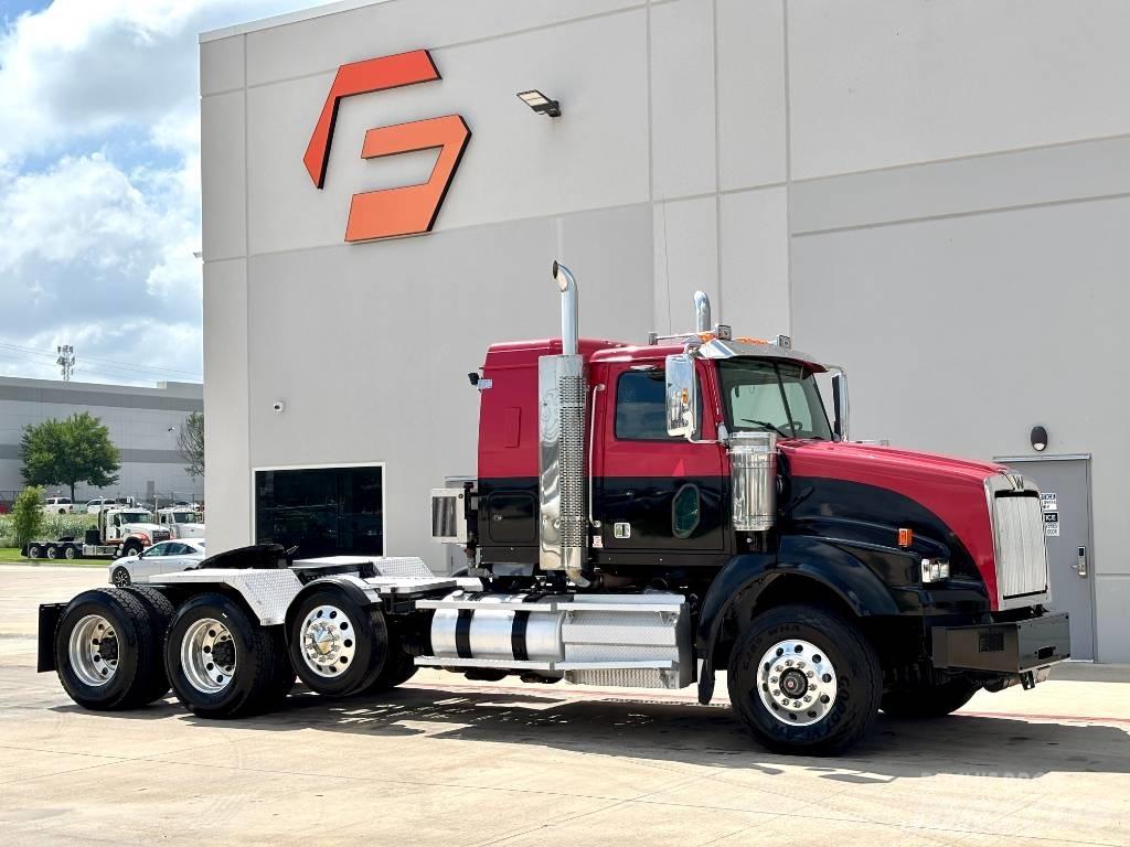 Western Star 4900 Vetopöytäautot