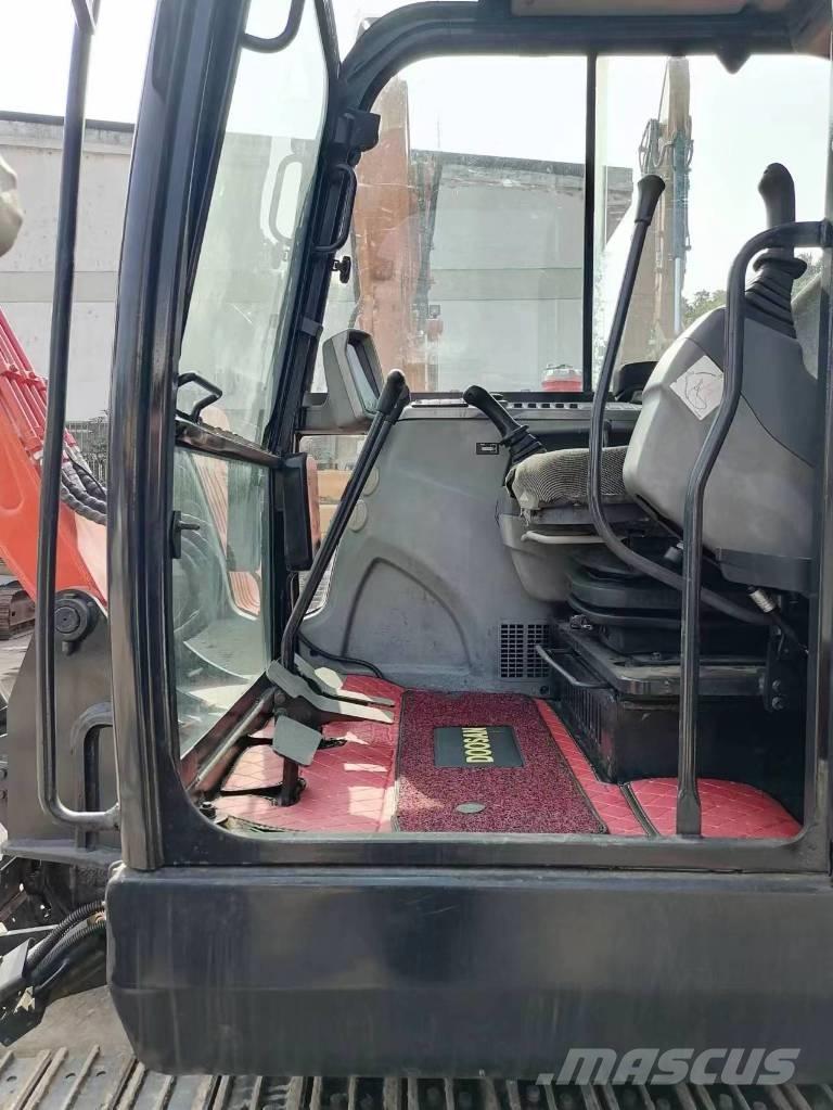Doosan DX 60 Telakaivukoneet