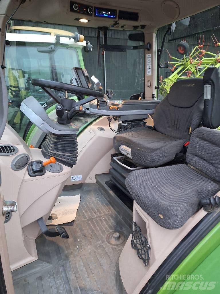 Fendt 718 Vario Traktorit