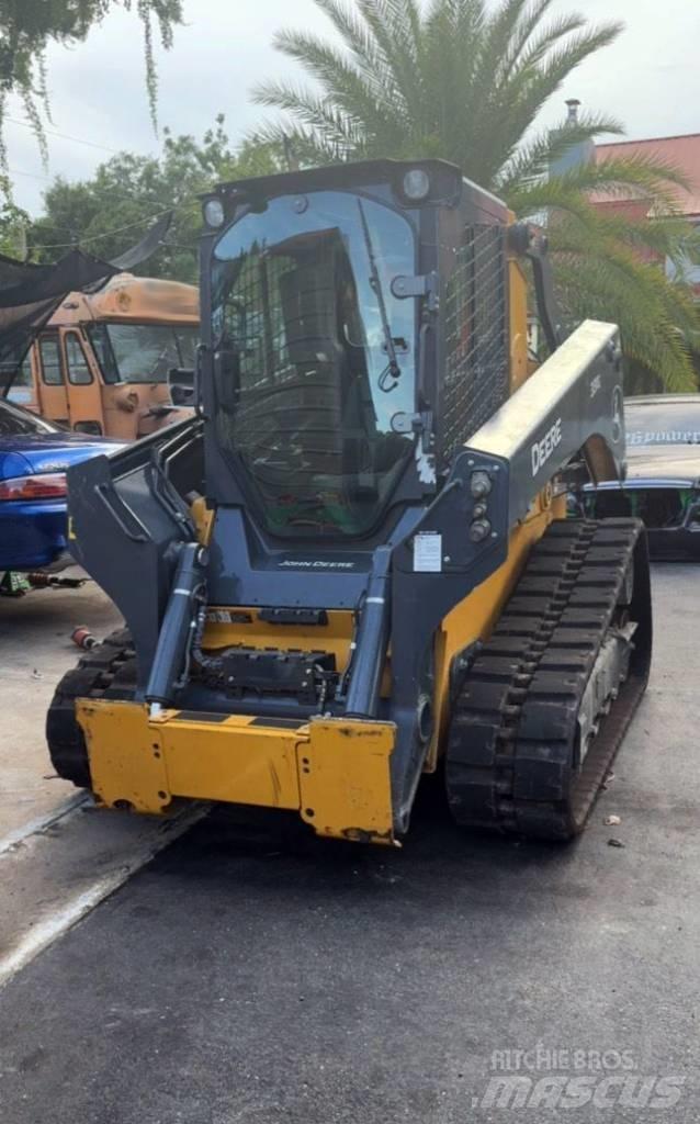 John Deere 331G Liukuohjatut kuormaajat