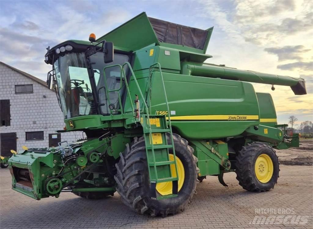 John Deere T560 Leikkuupuimurit