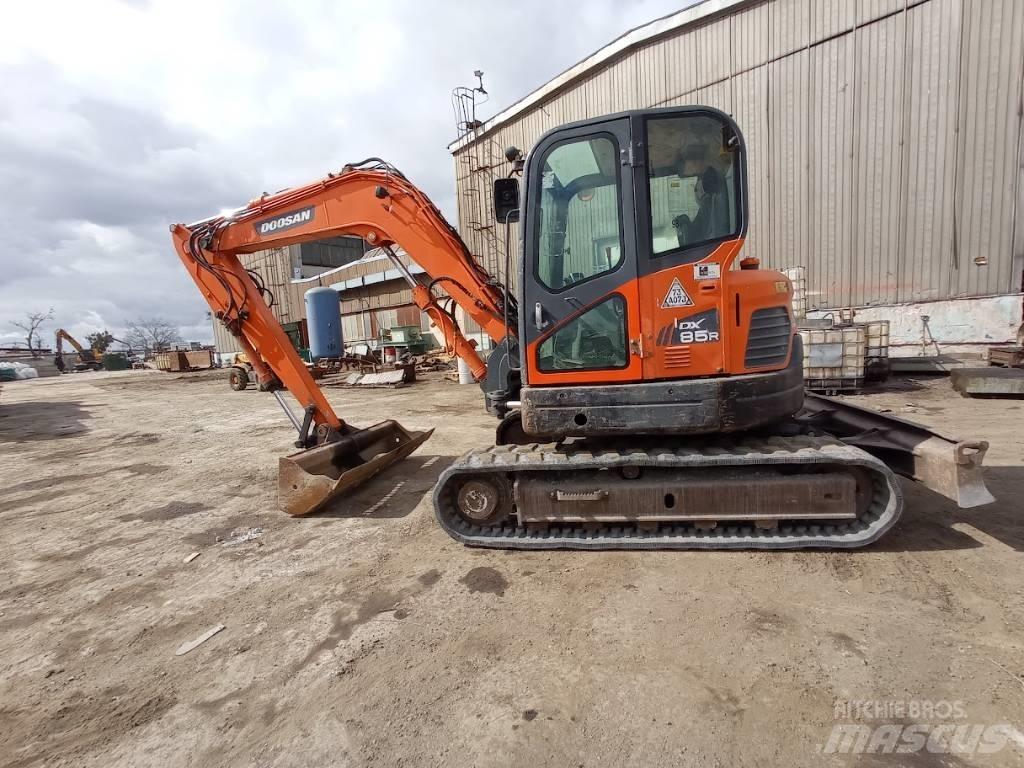 Doosan DX 85 R-3 Midikaivukoneet 7t - 12t