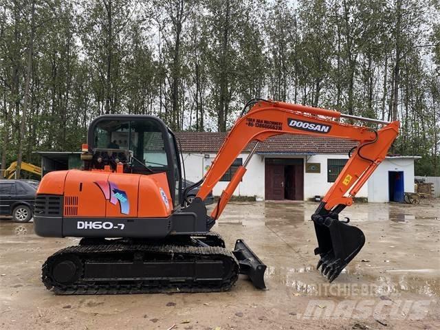 Doosan DH60-7 Minikaivukoneet < 7t